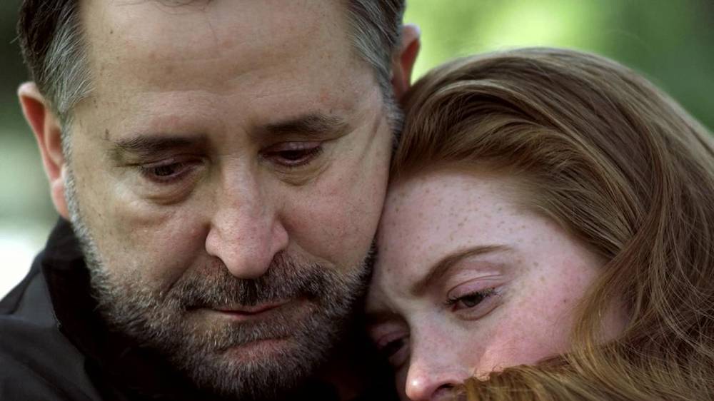 ‘Pearl’ Review: Anthony LaPaglia and Larsen Thompson Are Well-Matched in an Uneven but Affecting Drama