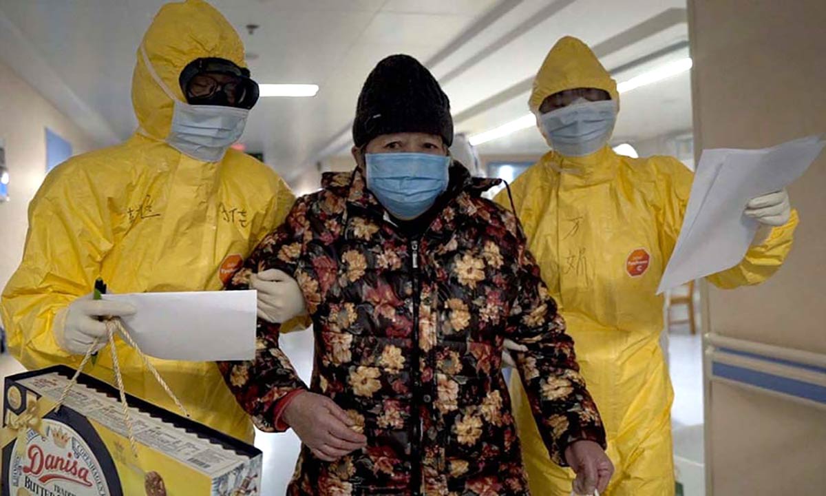 ’76 Days’ Is A Heartbreaking Inside Account Of The COVID Lockdown In A Wuhan Hospital [TIFF Review]