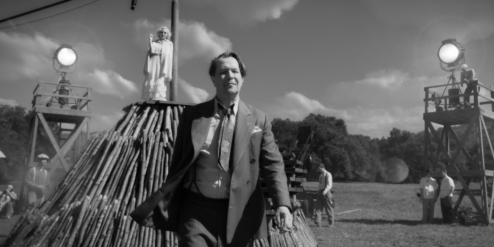 Mank Images Reveal First Look at David Fincher’s Citizen Kane Drama