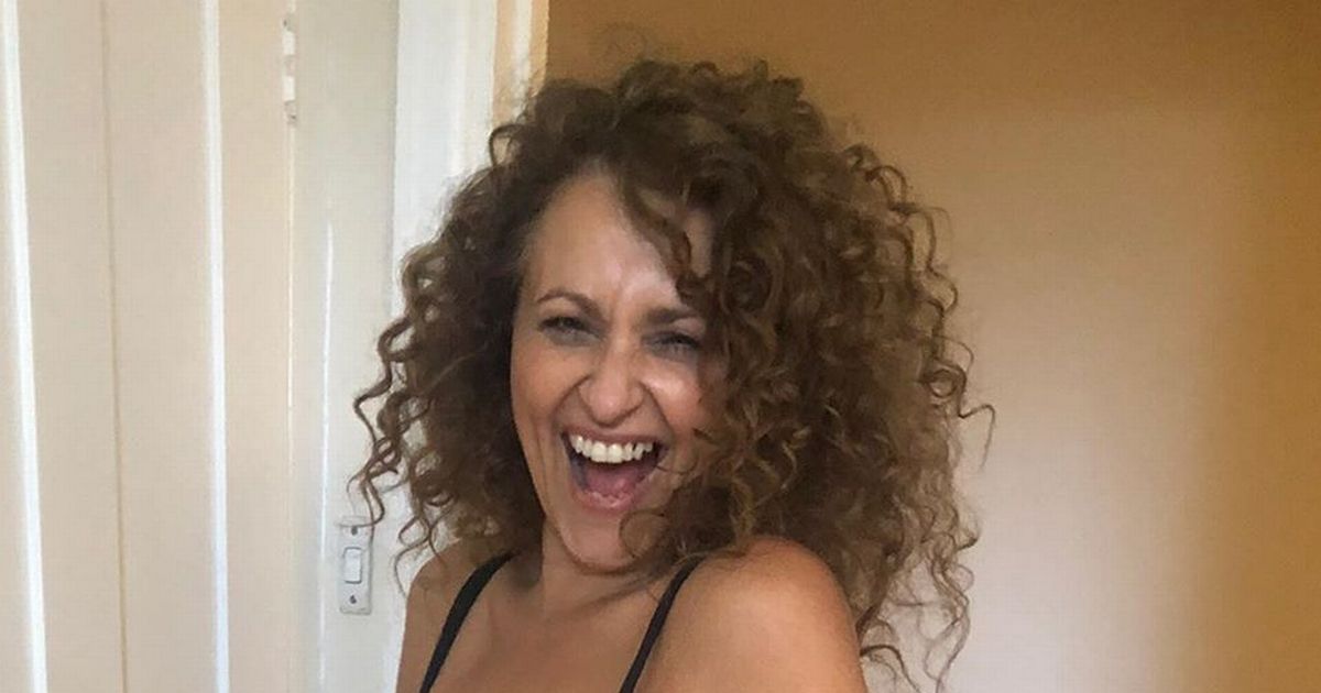Nadia Sawalha recreates Gwyneth Paltrow’s naked pic by stripping off in her garden