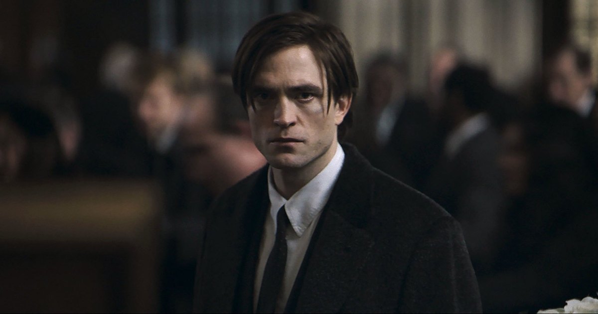 Robert Pattinson Tests Positive for COVID, Production on ‘The Batman’ Halts Again: Reports