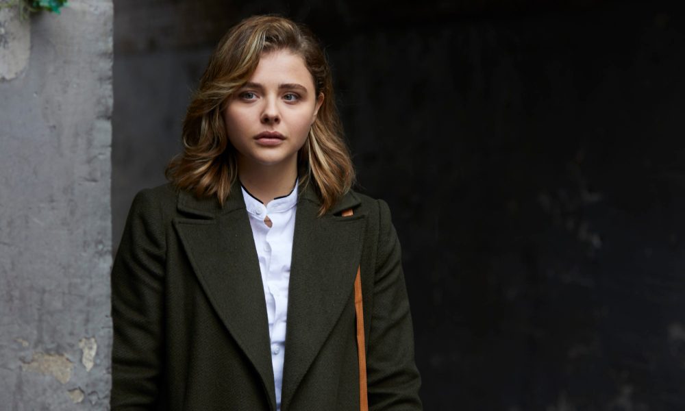 ‘The Batman’ Writer Will Direct Sci-fi Thriller ‘Mother/Android’ Starring Chloe Grace Moretz