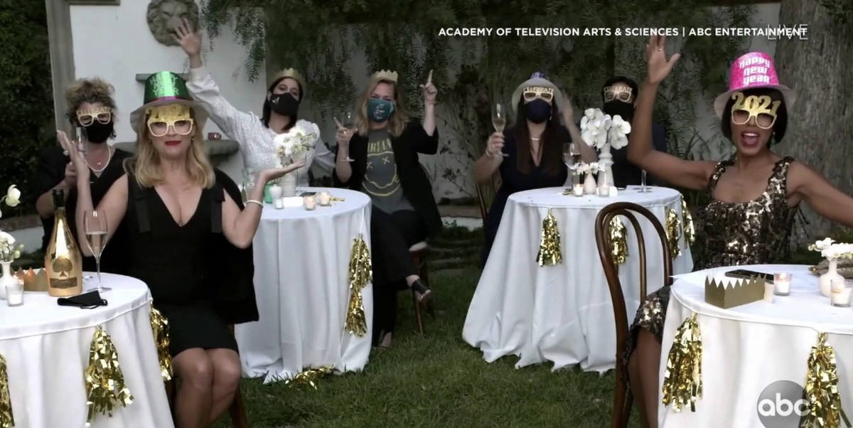 The Little Fires Everywhere Cast Just Reunited at the Emmys for a New Year’s Party