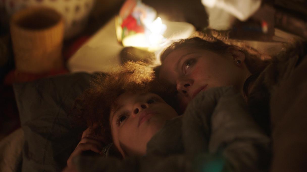 ‘Topside’: A Mother & Daughter Struggle To Survive New York’s Underground Tunnels In A Wrenching Drama [Venice Review]