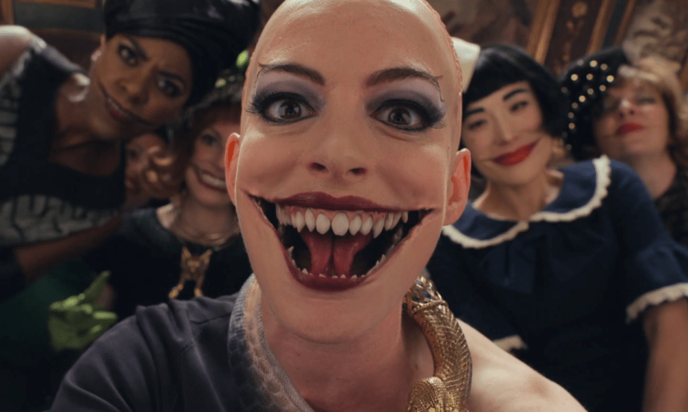Anne Hathaway Flashes a Gnarly Pennywise Smile in New Look at ‘The Witches’