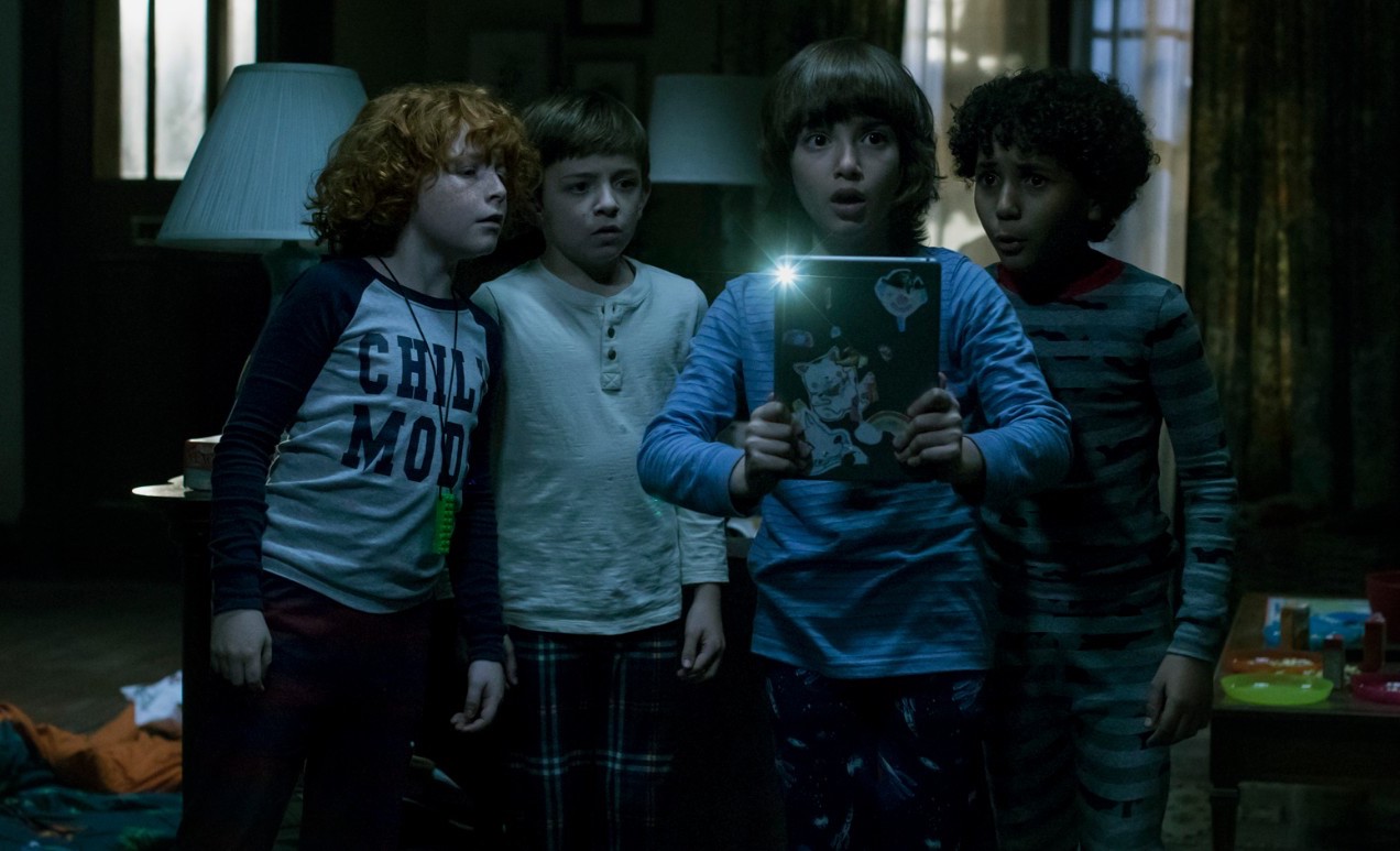 ‘Come Play’ Review: An Uninspired Horror Movie About the Demon Trapped in Your iPad