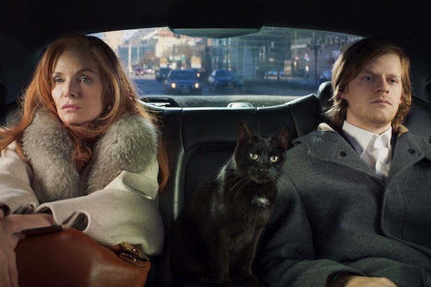 ‘French Exit’ Film Review: Michelle Pfeiffer Brings Life to Eccentric Black Comedy