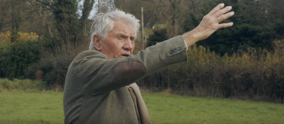 Angelina Jolie to Direct ‘Unreasonable Behaviour’, the Story of War Photographer Don McCullin