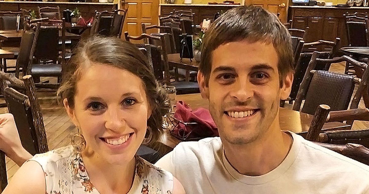 Derick Dillard Reveals the NSFW Reason the Duggars Get Engaged Young — and Jill Duggar Approves