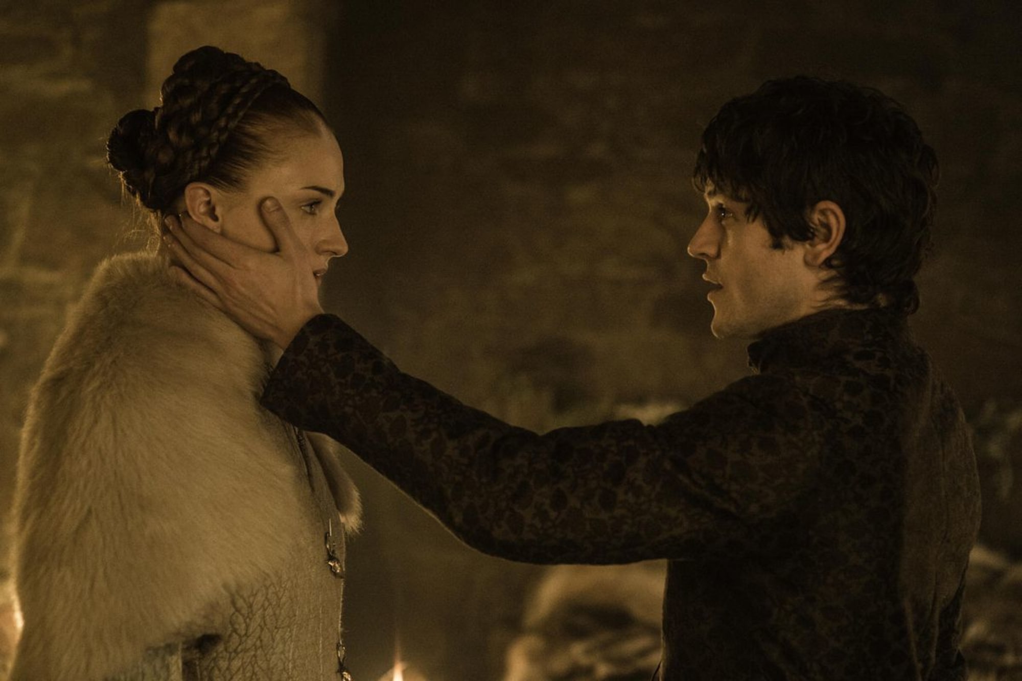 Iwan Rheon remembers Ramsay-Sansa wedding night: “It was the worst day of my career”
