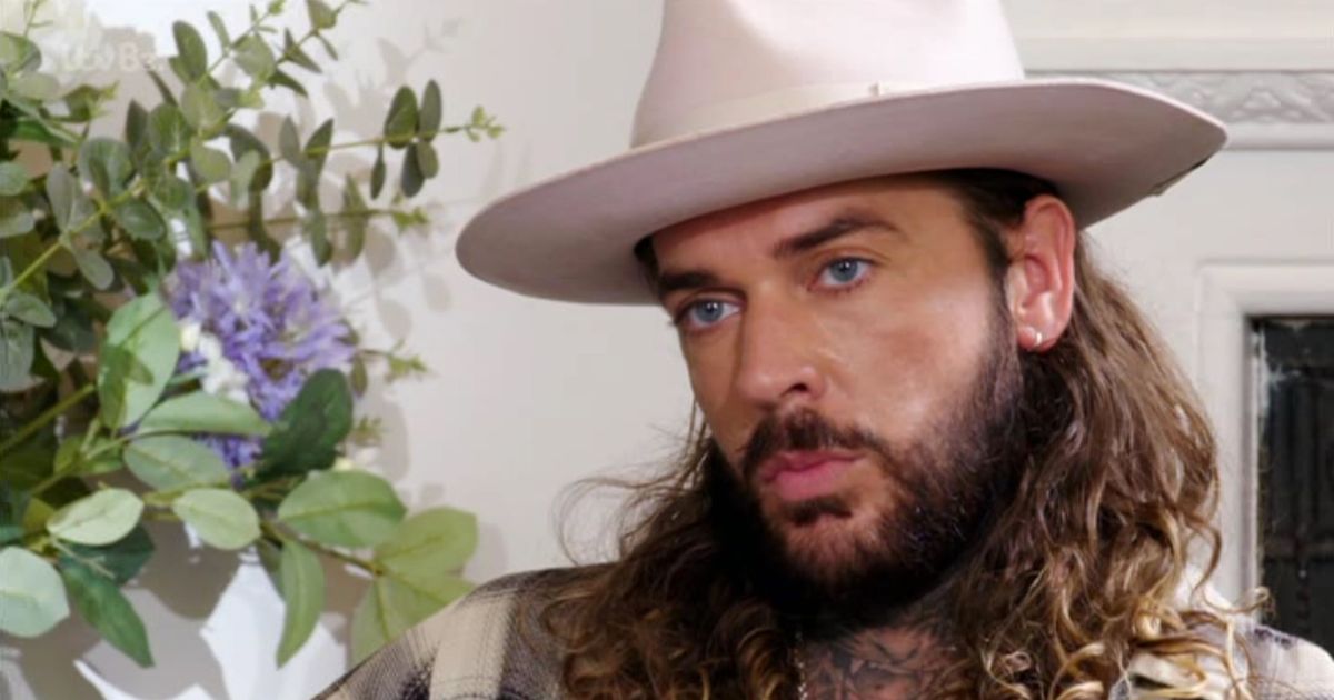 Pete Wicks is spending lockdown alone after patching things up with ex Chloe Sims
