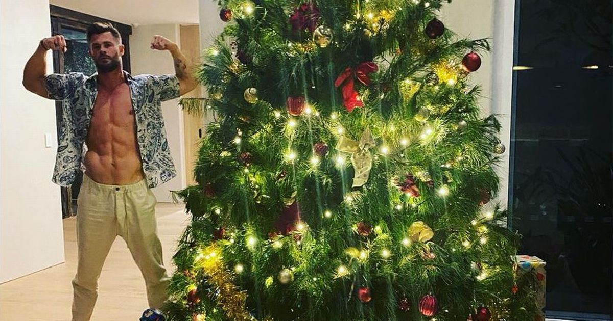 Chris Hemsworth becomes the butt of jokes as family celebrate Christmas in Australia