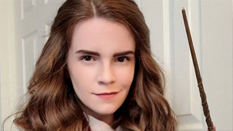 Emma Watson Lookalike Gets Mistaken For Star By Her Own Mum
