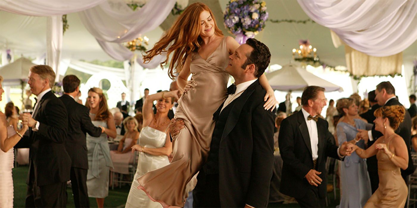 Isla Fisher is 100% Down for Wedding Crashers 2