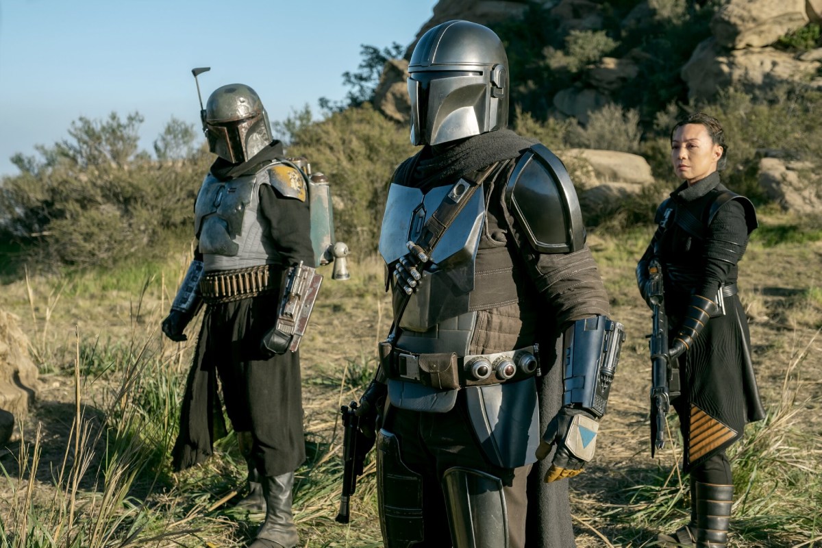 ‘Mandalorian’: Robert Rodriguez Was A Last-Minute Replacement As Director & Called The Experience “A Dream”