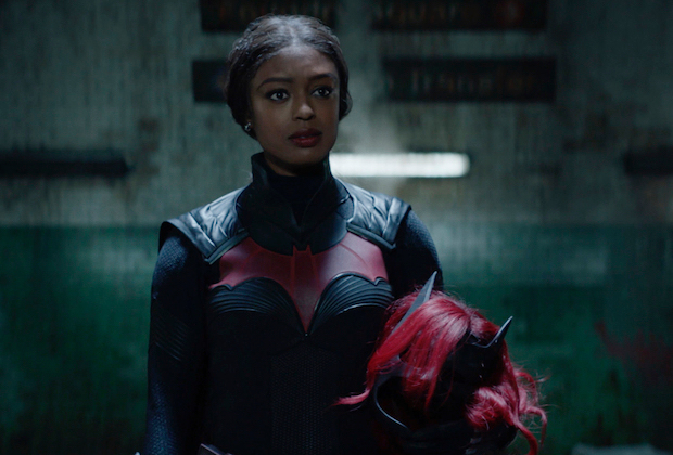 New Batwoman Will Battle [Spoiler] in Season 2 Premiere, While Kate Is MIA