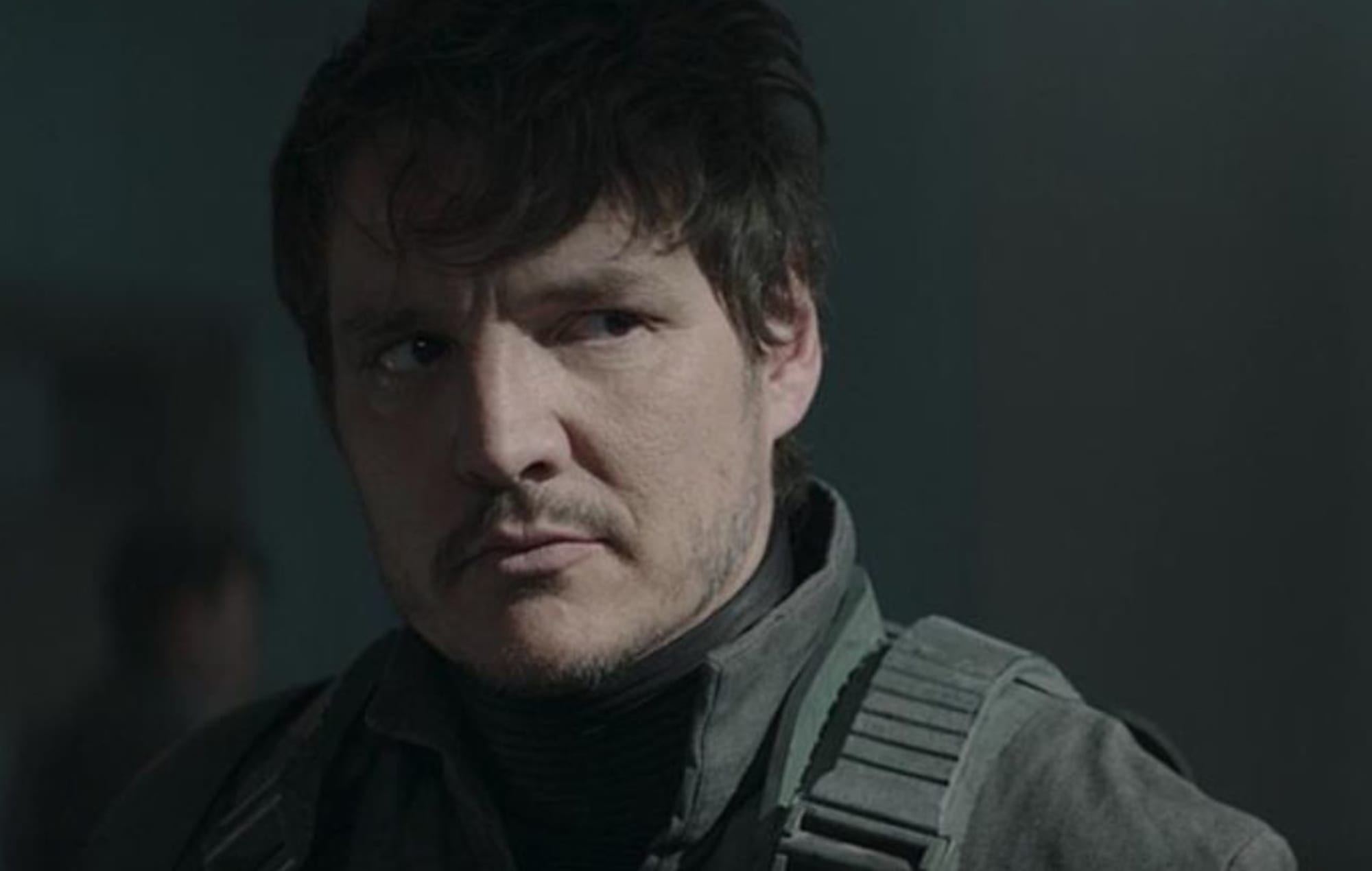 Pedro Pascal rebuffs rumors he wanted to take off his Mandalorian helmet