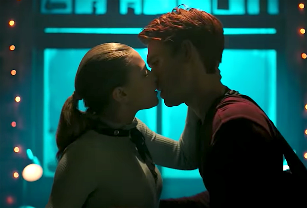 Riverdale Season 5 Trailer: Veronica Finds Out About Betty and Archie (!!)