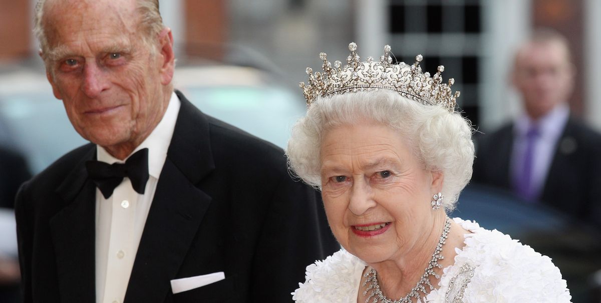 The Queen Will Reportedly “Wait in Line” to Receive the COVID-19 Vaccine
