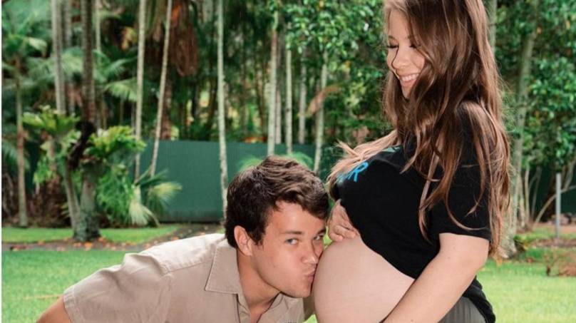 Bindi Irwin Recreates Parents’ ‘Special Moment’ While Pregnant With First Child