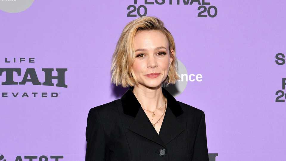 Carey Mulligan Starring In New Drama Fingernails