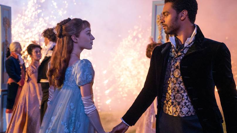 ​People Are Mortified After Watching Bridgerton With Parents Due To Sex Scenes
