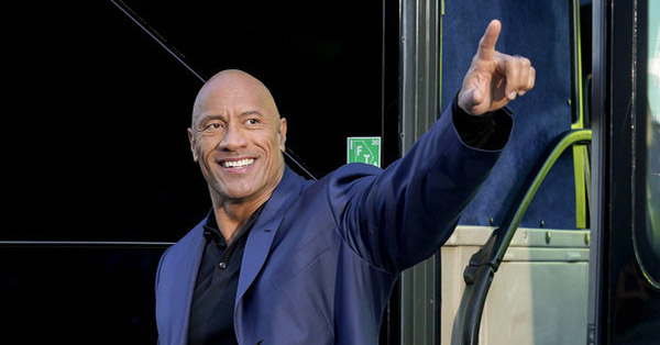 How Dwayne Johnson’s Viral Fanny Pack Photo Inspired His Young Rock Sitcom