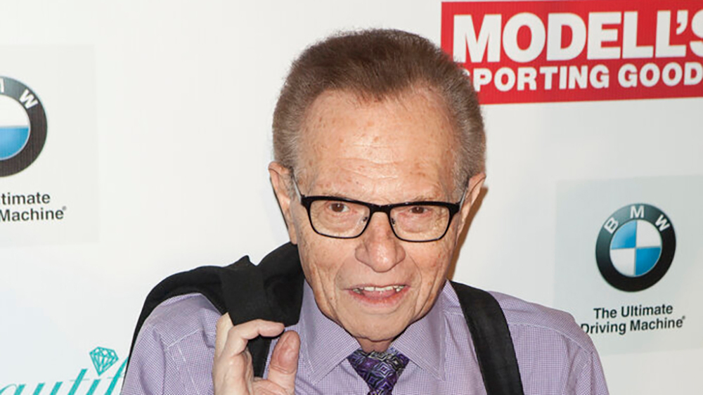 Larry King Hospitalized With COVID-19 (Report)