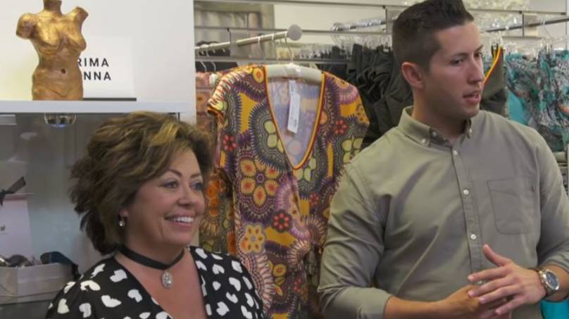 ‘Mama’s Boy’ Horrifies Shop Owner By Shopping For Lingerie With Mum
