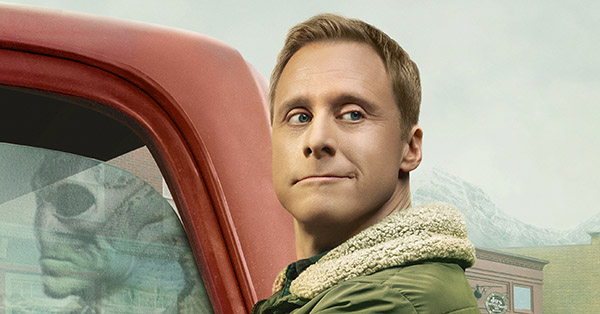 Resident Alien Star Alan Tudyk on Why This Extraterrestrial Is So Dang Mean