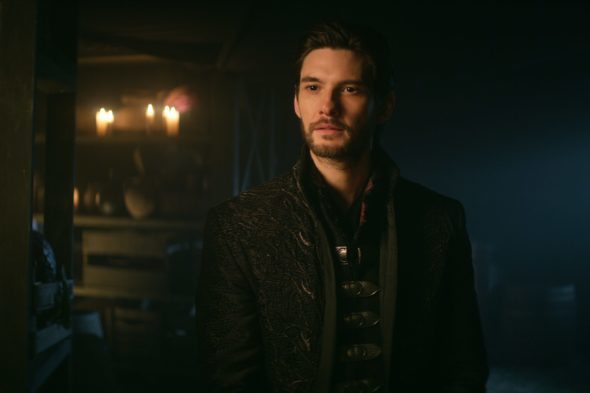 Shadow and Bone: Netflix Releases Photos and Premiere Date for Fantasy Series