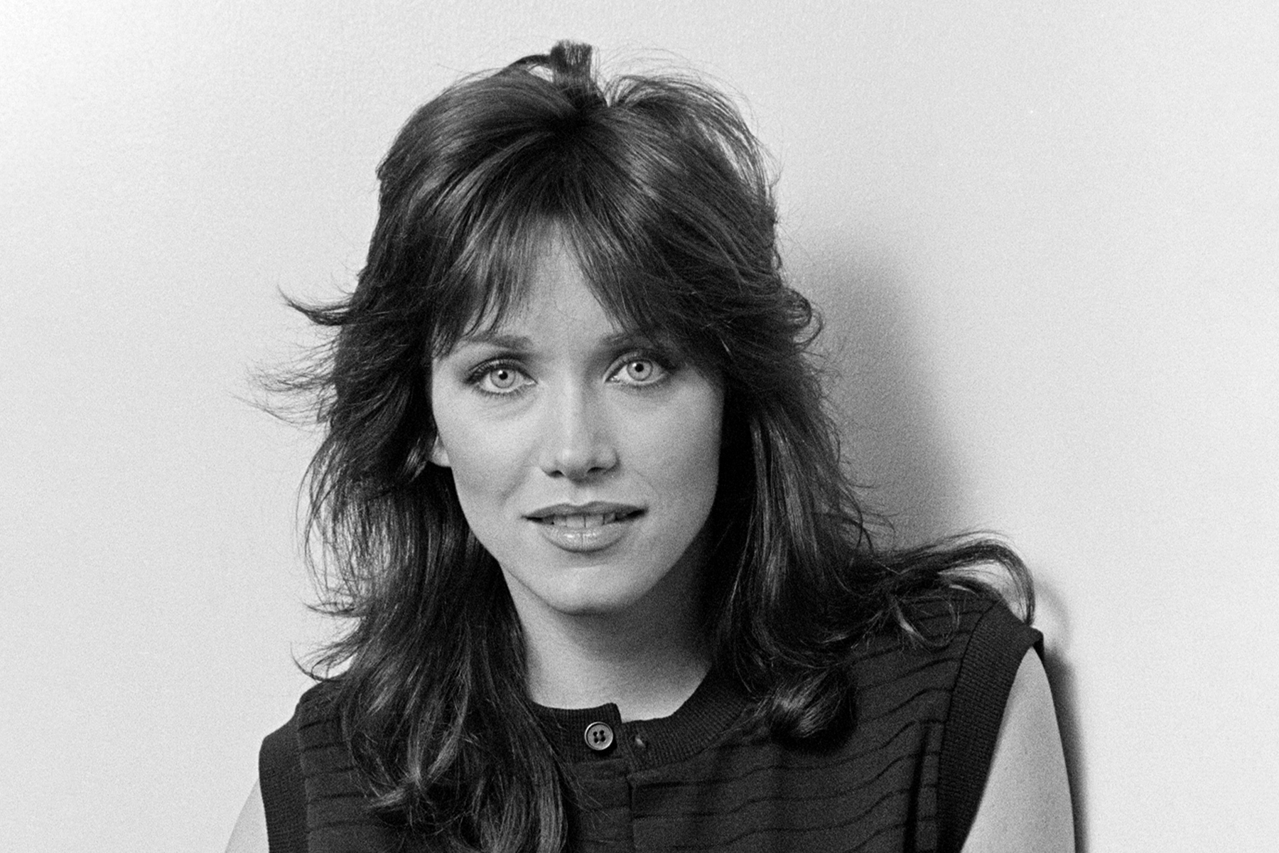 Tanya Roberts, Star of Bond Film ‘A View to Kill’ and ‘That ’70s Show,’ Dead at 65