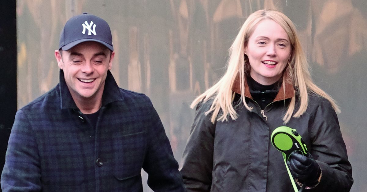 Ant McPartlin’s very romantic proposal to fiancée Anne-Marie – afternoon tea and flowers