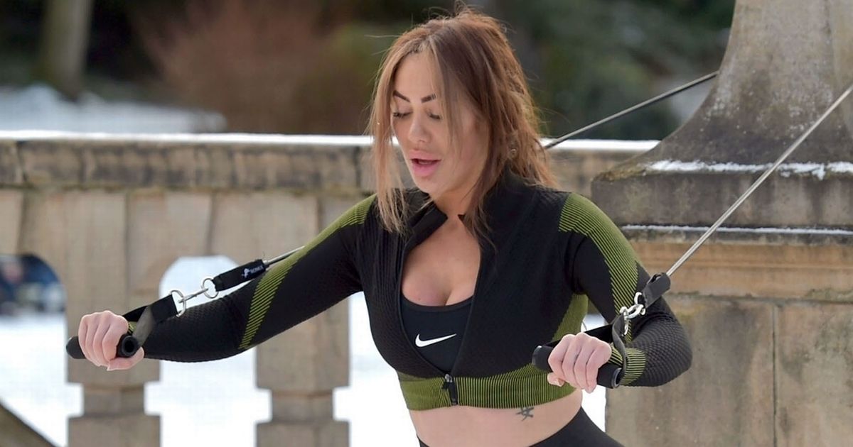 Chloe Ferry proves Geordies are tough as nails as she wears crop top for snowy workout