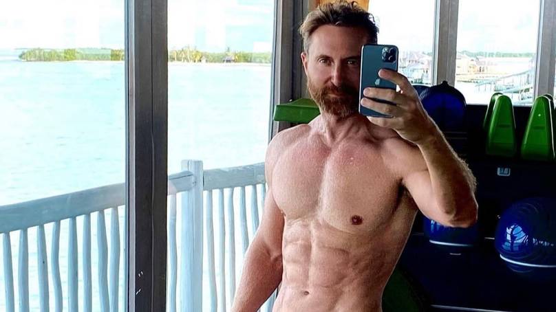 ​People Shocked At How Ripped David Guetta Is At 53