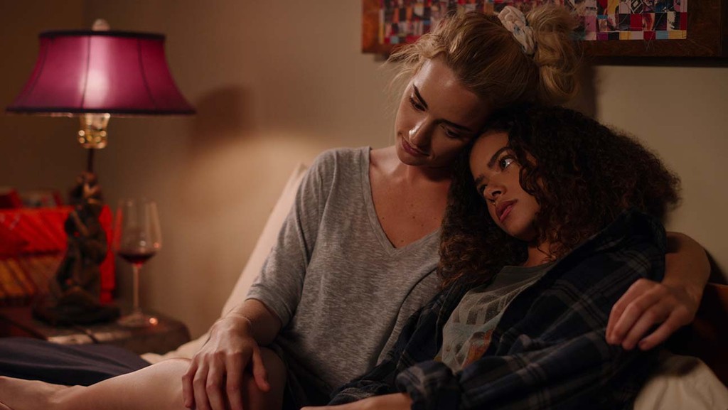 ‘Ginny & Georgia’: TV Review