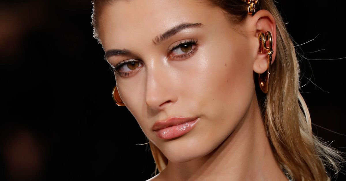 Hailey Bieber opens up on seeking therapy to cope with abuse from social media trolls