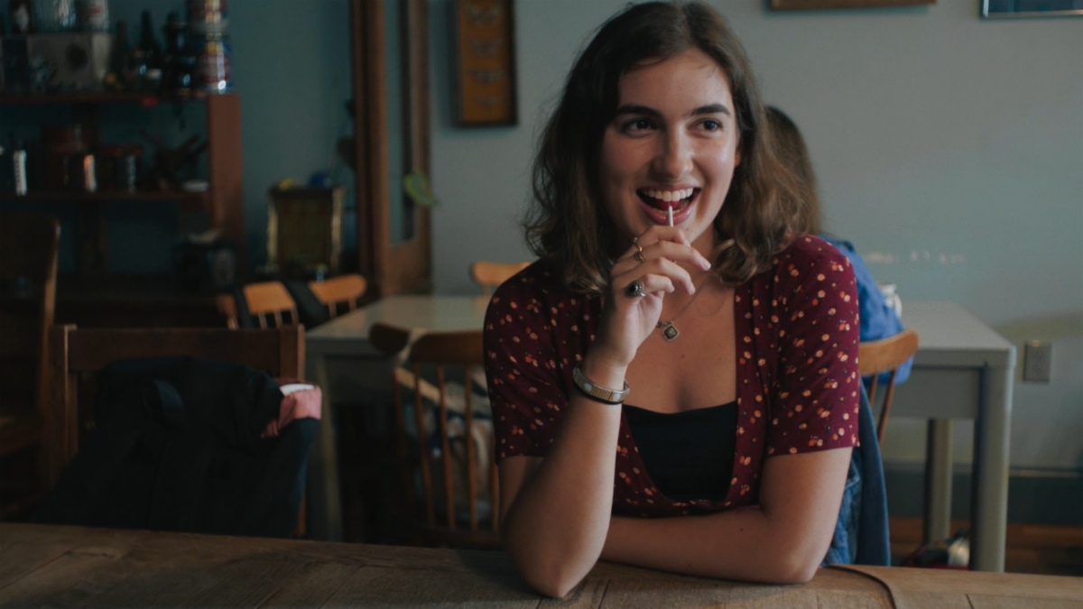 ‘Sophie Jones’ Trailer: A Teen Girl Deals With The Loss Of Her Mom In This Coming-Of-Age Indie Standout
