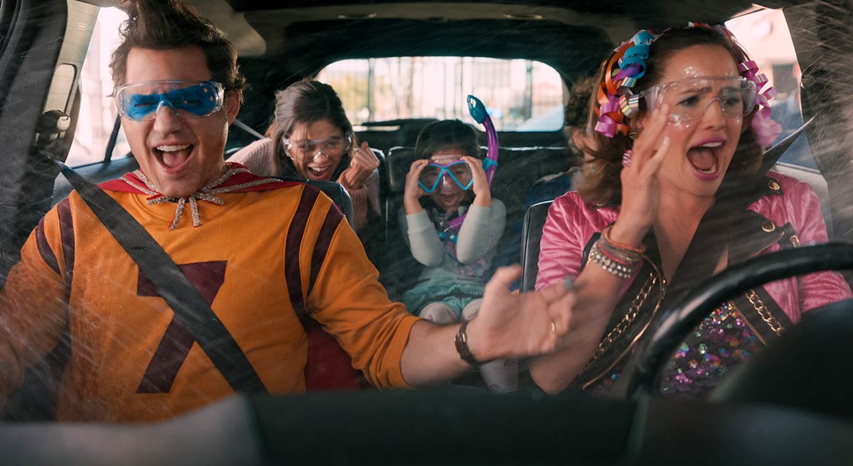 ‘Yes Day’ Trailer: Netflix Family Comedy Starring Jennifer Garner & Édgar Ramírez Coming March 12