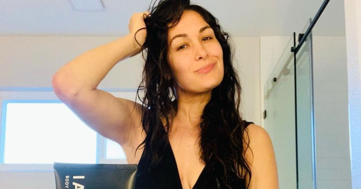 Brie Bella Shows ‘Treasure Marks’ on Her ‘Saggy’ Stomach 7 Months After Giving Birth to Son Buddy: Photo
