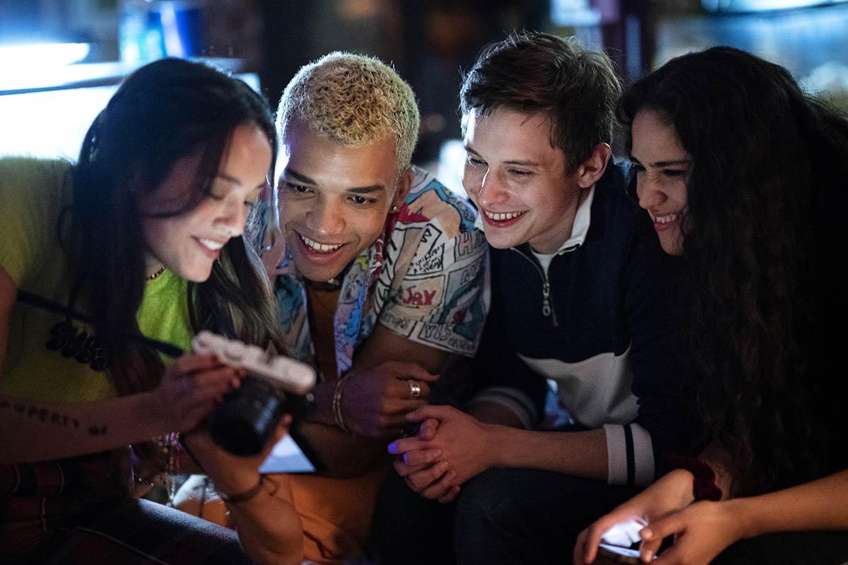 ‘Genera+ion’: HBO’s Teen Teen Dramedy Is A ‘Euphoria’ Cousin With A Lighter Touch [Review]