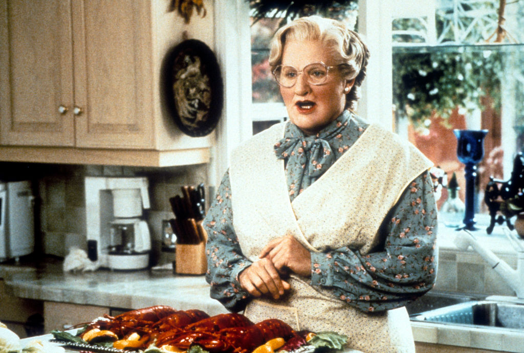 ‘Mrs. Doubtfire’ Director Confirms R-Rated Version of Robin Williams Family Film
