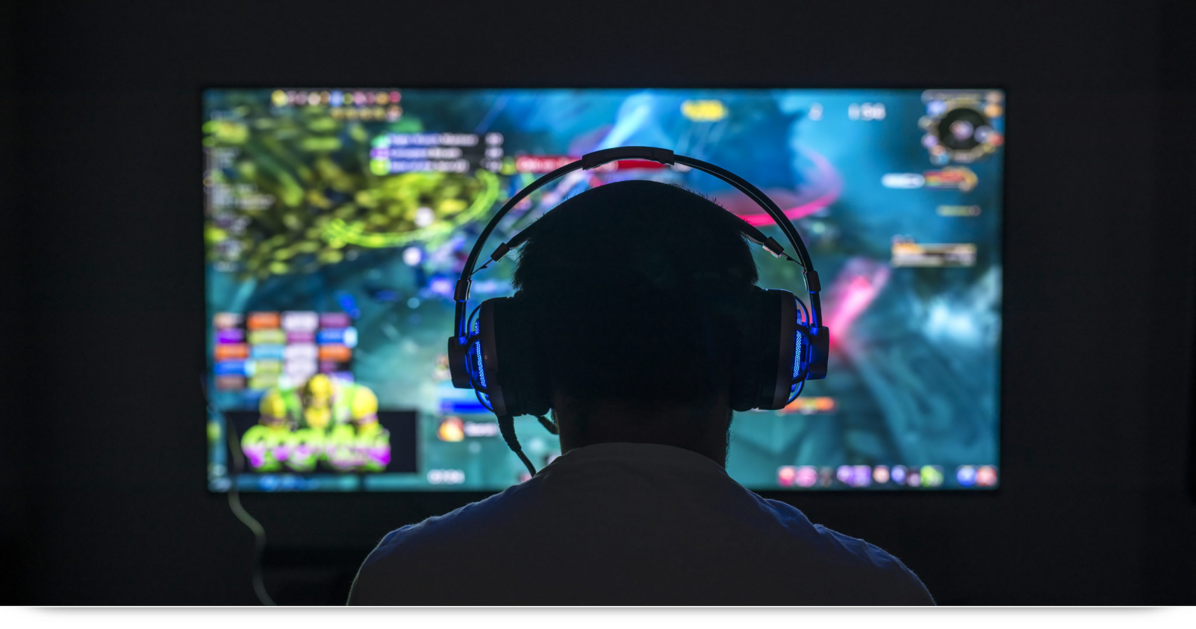 Why The World Of Online Gaming Terrifies Me But I Want To Be A Part Of It