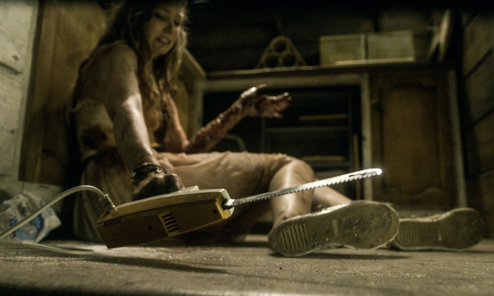‘Evil Dead’: Fede Alvarez Shares Nasty Behind-the-Scenes Photos on Film’s Eighth Anniversary!