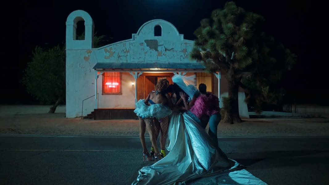 star-crossed: the film Ending Explained [SPOILER!]