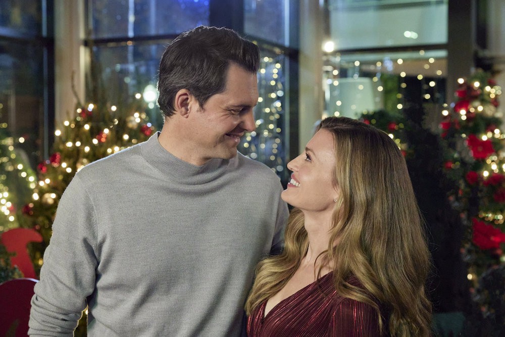 A Dickens of a Holiday! Ending Explained [SPOILER!]